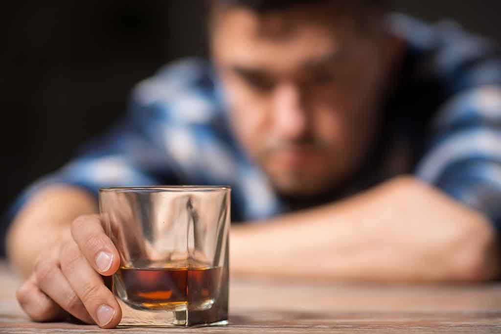alcohol nerve damage neuropathy