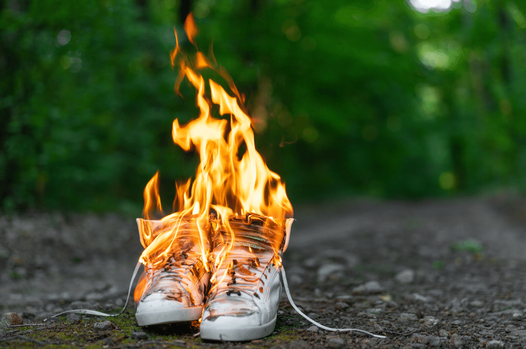 burning feet symptoms of peripheral neuropathy